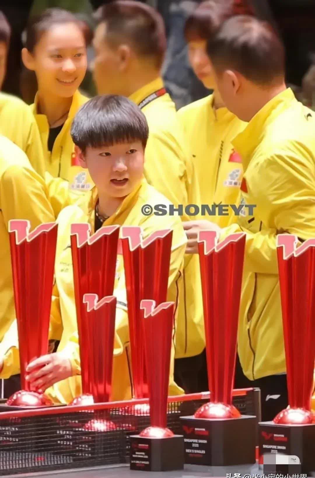 哥伦比亚女子射击队喜夺金牌